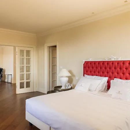 Отель Alvino Relais Mulino Contemporaneo 4*