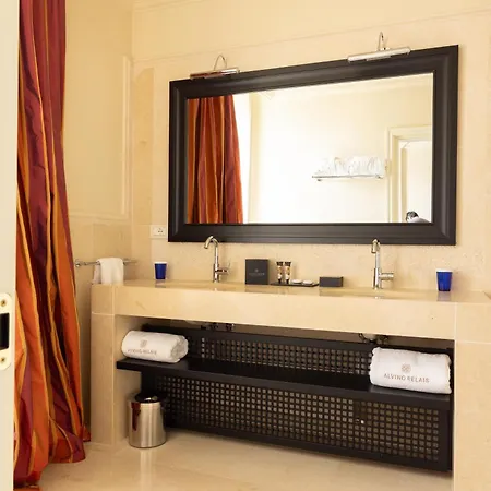 Отель Alvino Relais Mulino Contemporaneo Матера