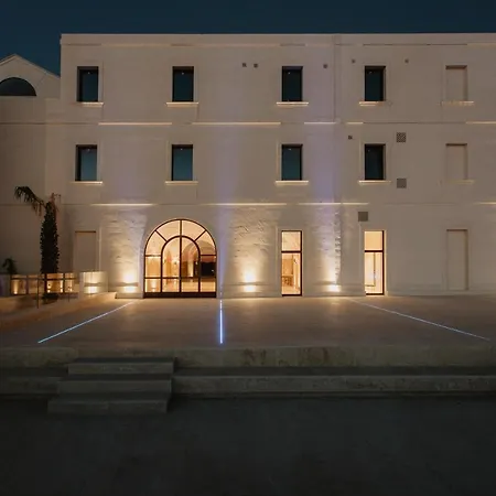 Hotel Alvino Relais Mulino Contemporaneo 4*